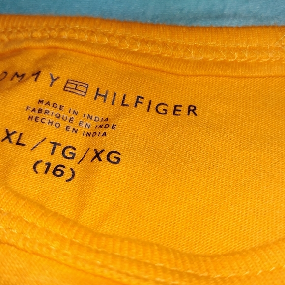 Tommy tshirt - Picture 2 of 2